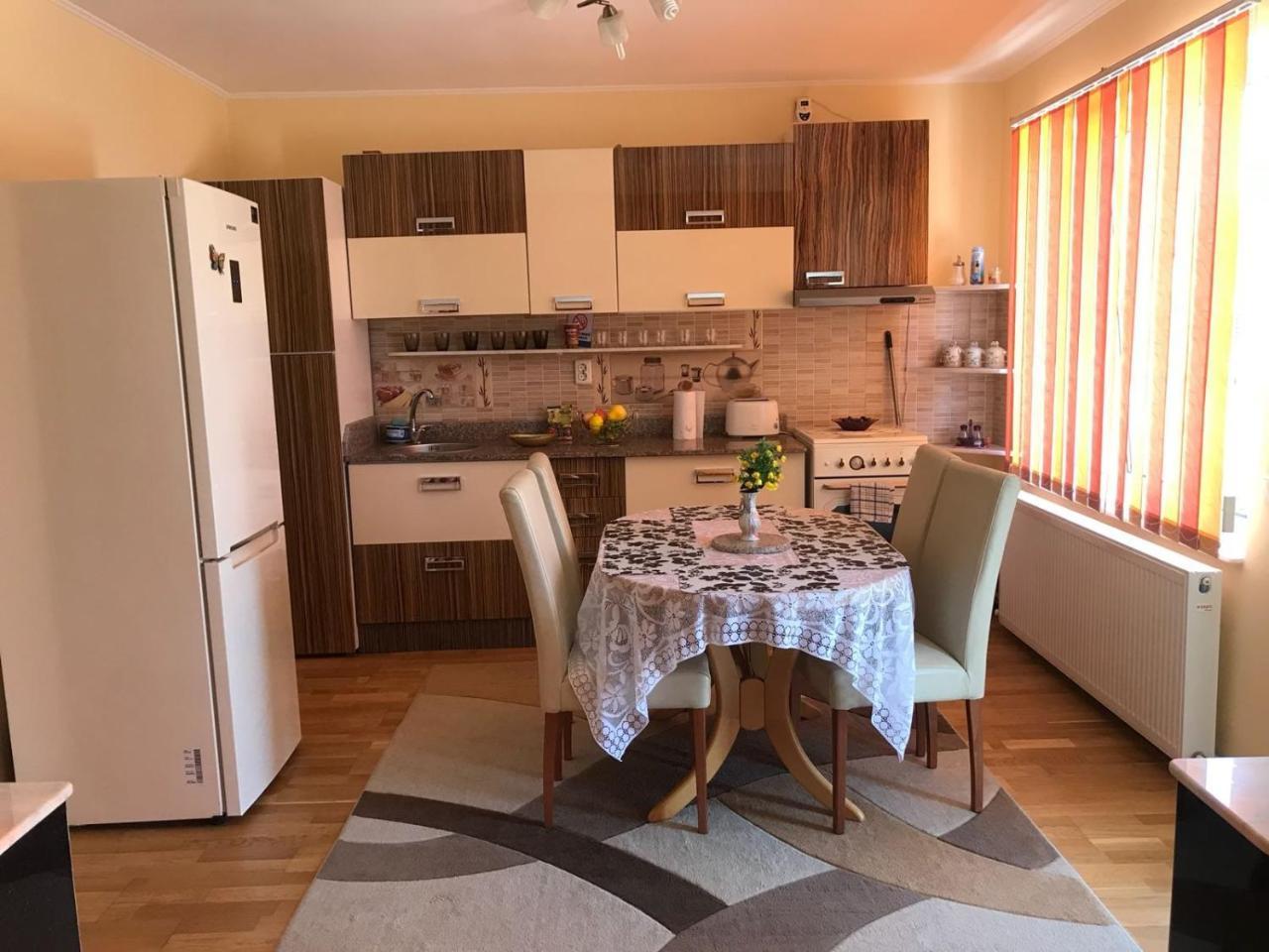 Villa Steluta à Călimăneşti Extérieur photo